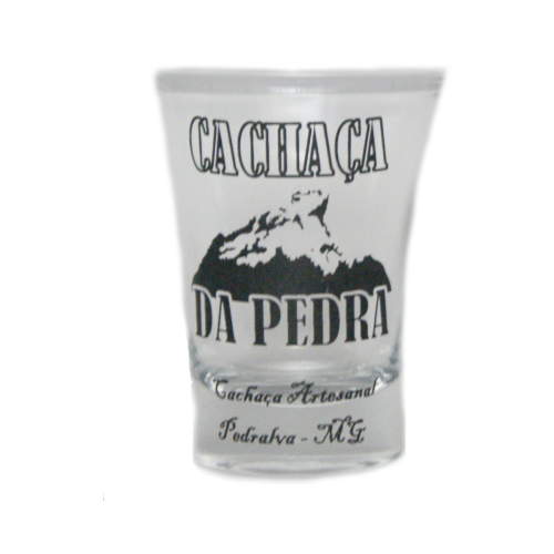 Cachaça da Pedra Prata 500 ml Presenteável + Copo 50 ml Tradicional